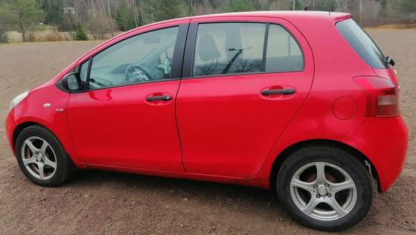 Toyota Yaris Helsinki - изображение 5