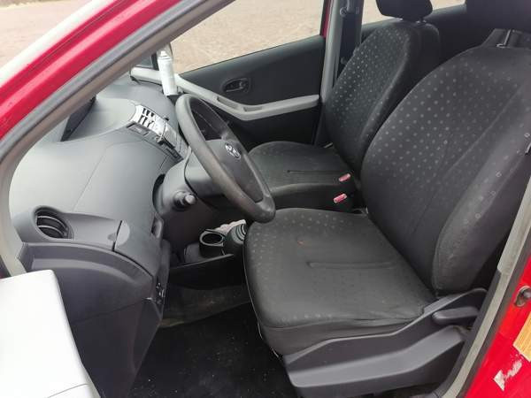 Toyota Yaris Helsinki - изображение 7