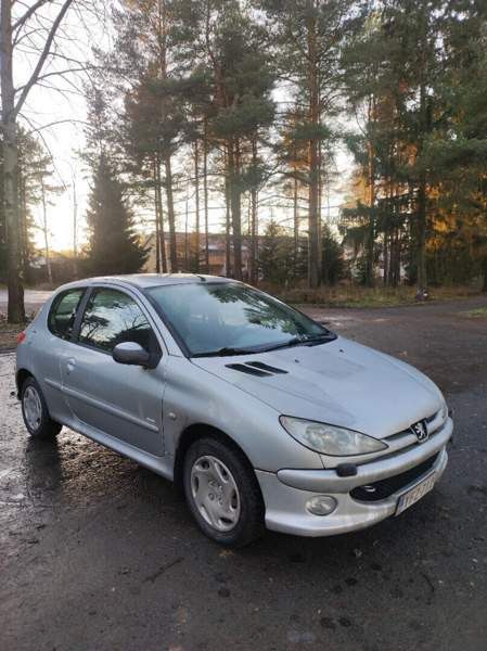 Peugeot 206 Oulu - valokuva 1