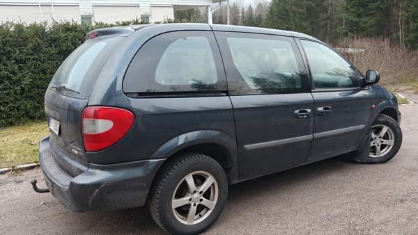 Chrysler Voyager Glebychevo - valokuva 3