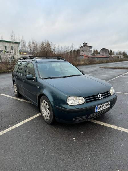 Volkswagen Golf Kurikka - valokuva 1