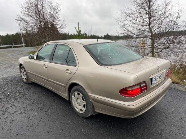 Mercedes-Benz 200 Seinäjoki - valokuva 7