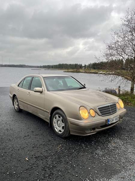Mercedes-Benz 200 Seinäjoki - valokuva 3