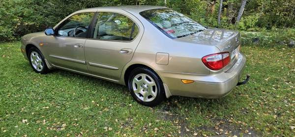 Nissan Maxima Vantaa - valokuva 3