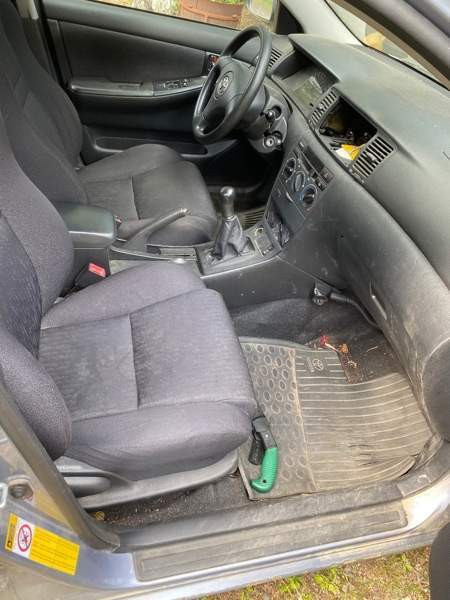 Toyota Corolla Outokumpu - valokuva 5