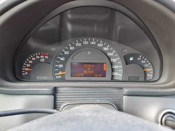 Mercedes-Benz C Рованиеми - изображение 3