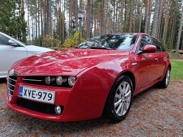 Alfa Romeo 159 Ugleural'skiy - photo 1