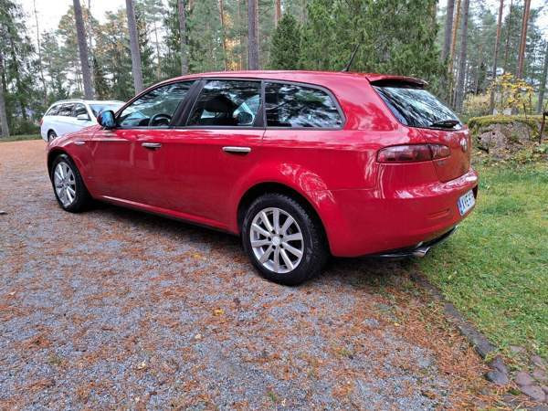 Alfa Romeo 159 Ugleural'skiy - photo 3