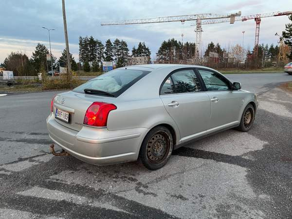 Toyota Avensis Ylöjärvi - valokuva 3