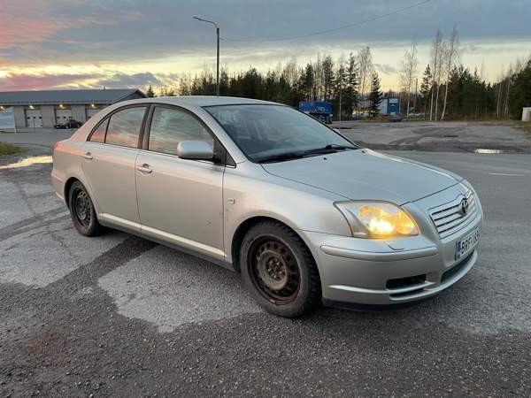 Toyota Avensis Ylöjärvi - valokuva 2