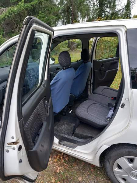 Toyota Yaris Verso Padasjoki - photo 8