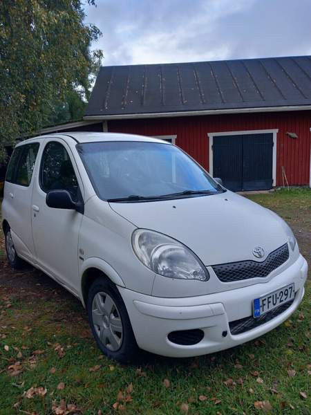 Toyota Yaris Verso Padasjoki - photo 5