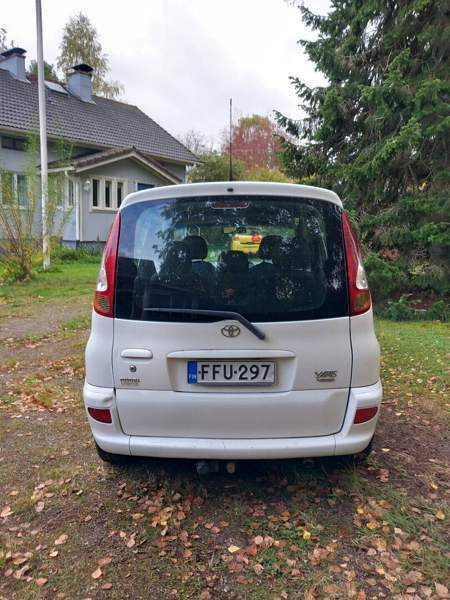 Toyota Yaris Verso Padasjoki - photo 3