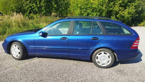 Mercedes-Benz C Турткуль - изображение 1