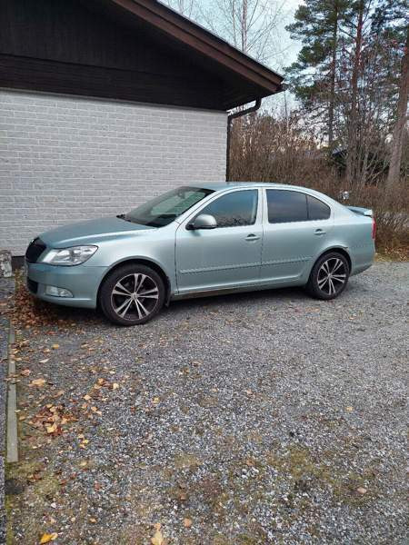 Skoda Octavia Luga - photo 8