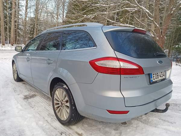 Ford Mondeo Glebychevo - valokuva 3