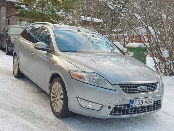 Ford Mondeo Glebychevo - valokuva 2