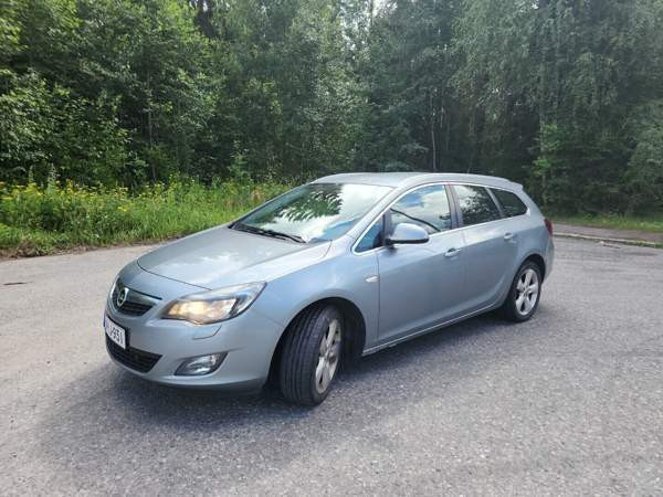 Opel Astra Tampere - valokuva 1