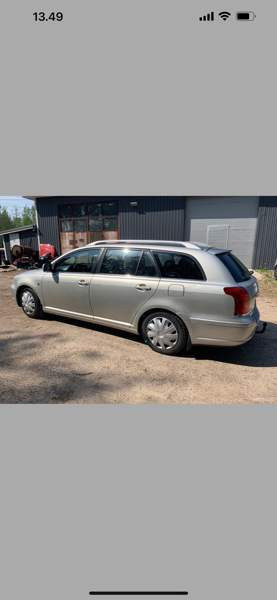 Toyota Avensis Kaarina - valokuva 3