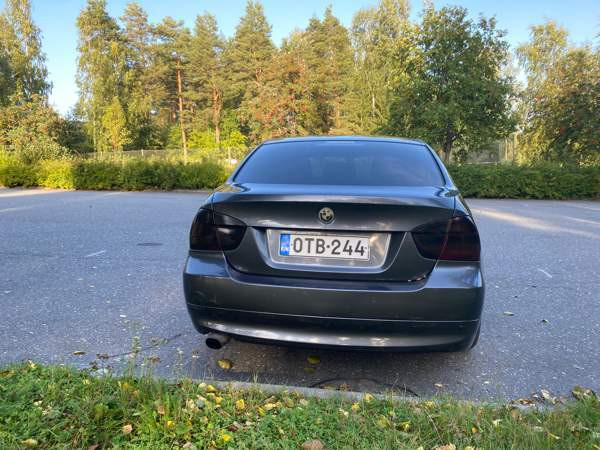 BMW 320 Mikkeli - valokuva 6