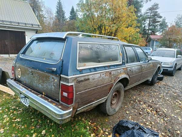 Chevrolet Caprice Рованиеми - изображение 3