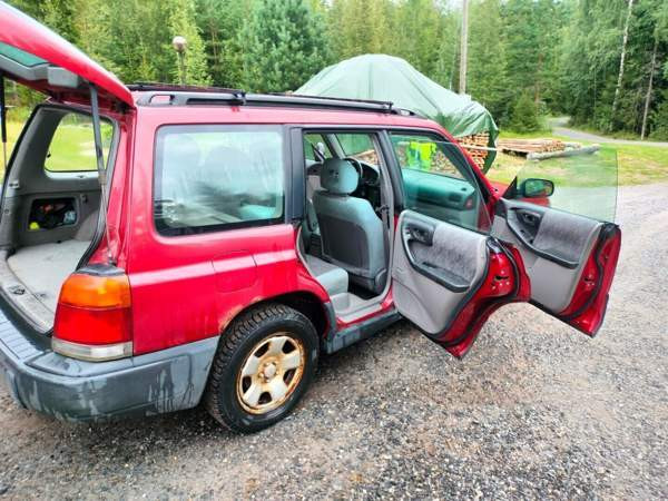 Subaru Forester Миккели - изображение 7