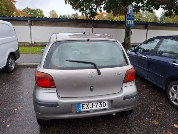 Toyota Yaris Helsinki - valokuva 2