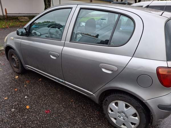 Toyota Yaris Helsinki - valokuva 4