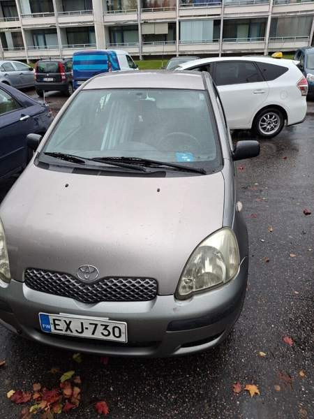 Toyota Yaris Helsinki - valokuva 5