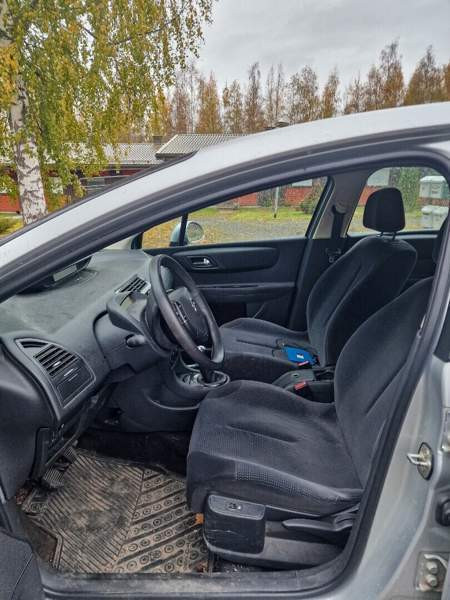 Citroen C4 Луга - изображение 8