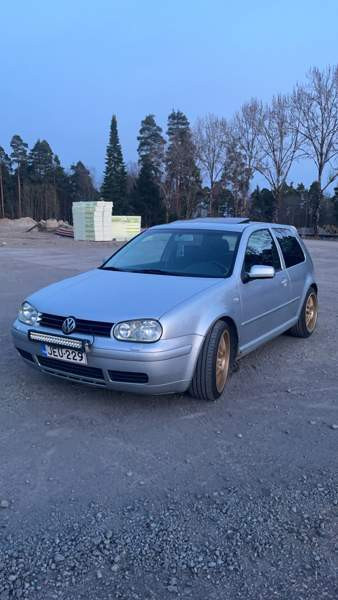 Volkswagen Golf Иматра - изображение 1