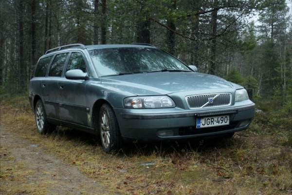 Volvo V70 Куусамо - изображение 1