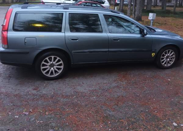 Volvo V70 Куусамо - изображение 8