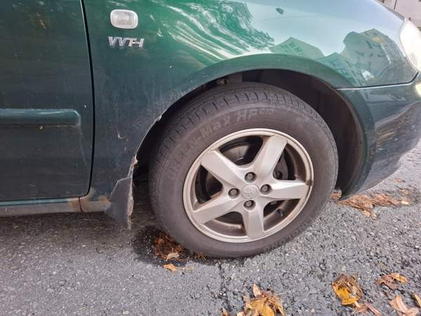 Toyota Corolla Oulu - valokuva 6