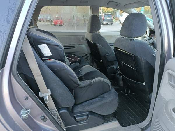 Mitsubishi Grandis Glebychevo – foto 4