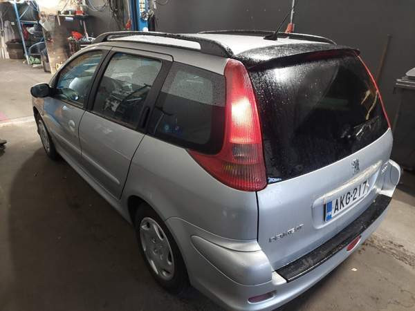 Peugeot 206 Эспоо - изображение 7