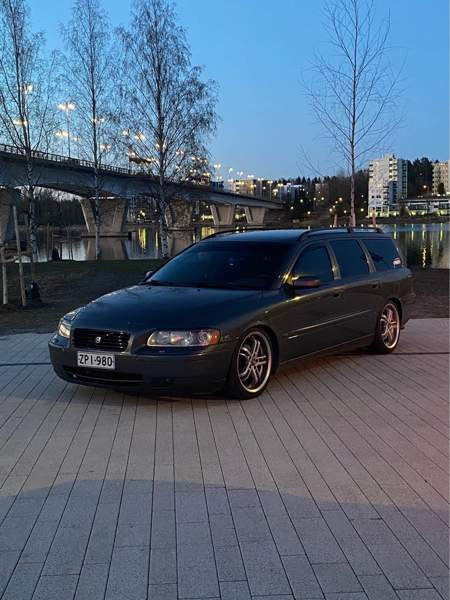 Volvo V70 Toivakka - изображение 1