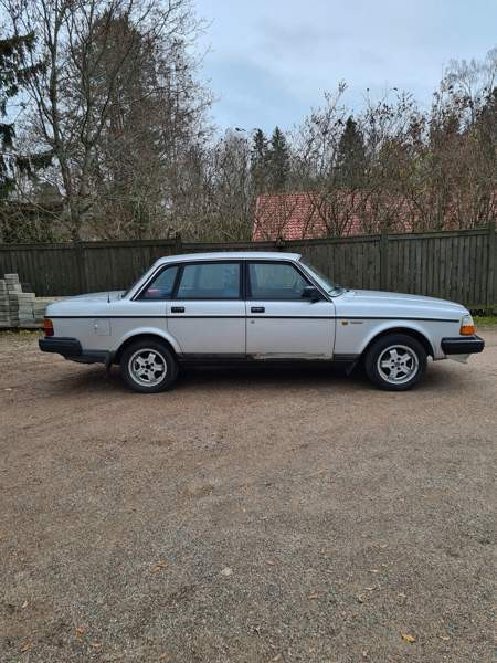 Volvo 240 Nurmijärvi - valokuva 3