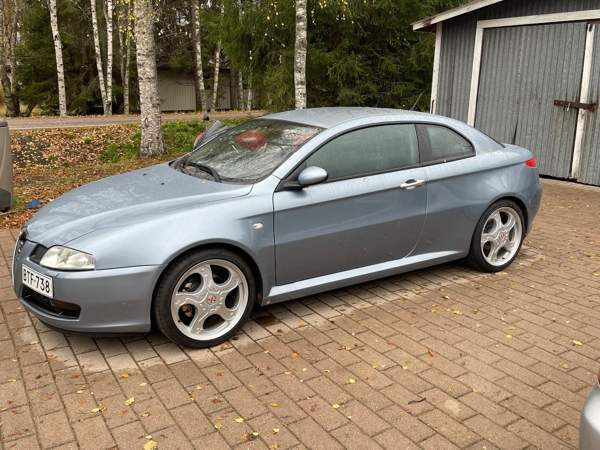 Alfa Romeo GT Oulu - valokuva 1
