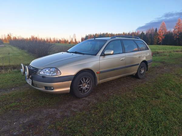 Toyota Avensis Vesanto - photo 6