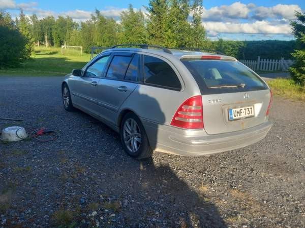 Mercedes-Benz 220 Kalajoki – foto 1