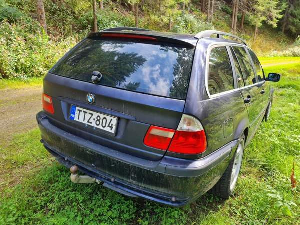 BMW 330 Kiihtelysvaara - valokuva 3