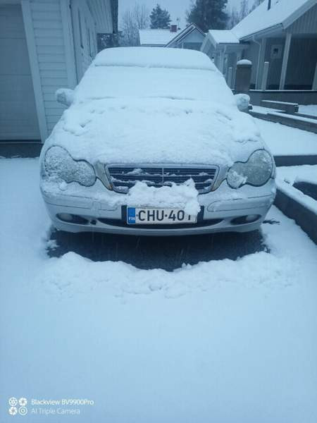 Mercedes-Benz 200 Nokia - valokuva 1