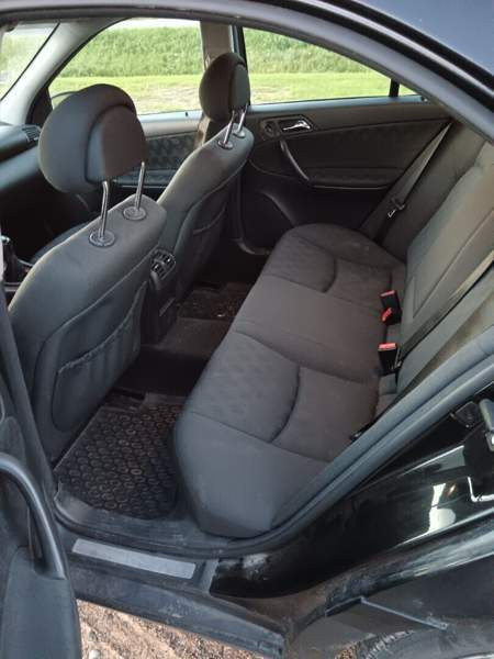 Mercedes-Benz C Raahe - valokuva 8