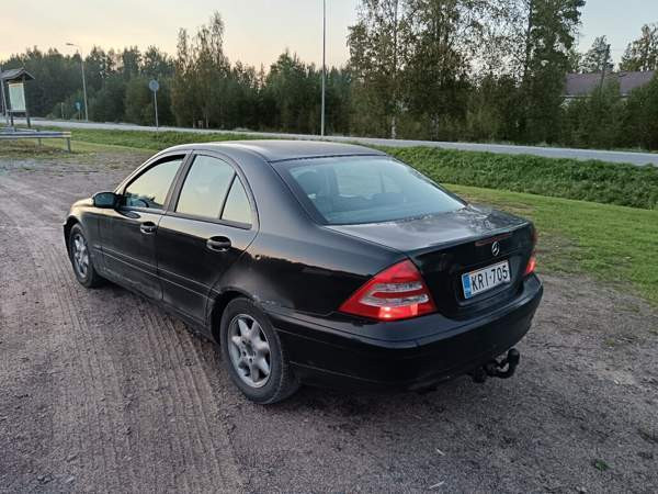 Mercedes-Benz C Raahe - valokuva 3