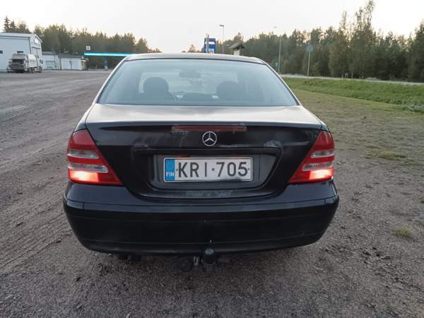 Mercedes-Benz C Raahe - valokuva 5