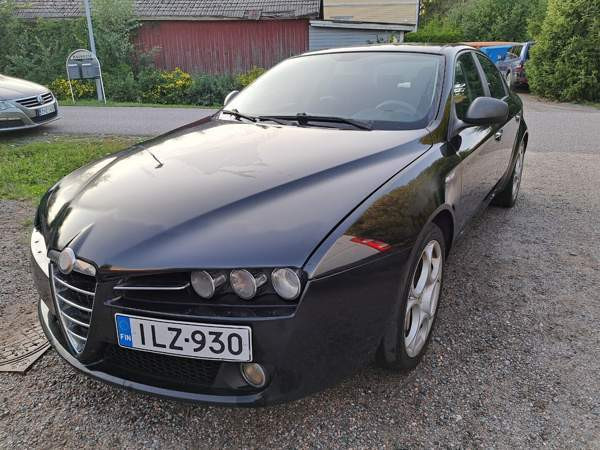 Alfa Romeo 159 Каарина - изображение 1