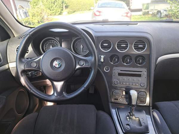 Alfa Romeo 159 Каарина - изображение 3