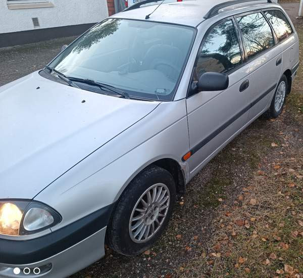 Toyota Avensis Vantaa - photo 2