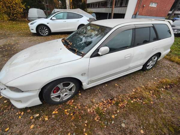 Mitsubishi Legnum Вантаа - изображение 1